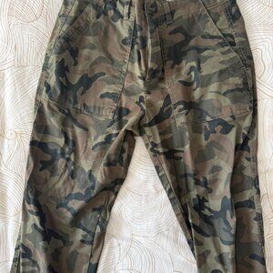 Gap Camo Girlfriend Chino Size 4